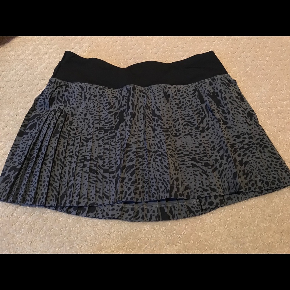 Lululemon Pleat to Street Skirt Size 4